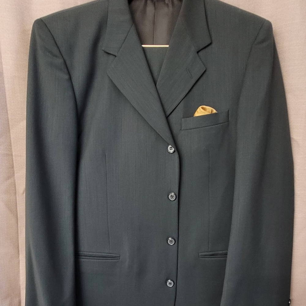 Suit